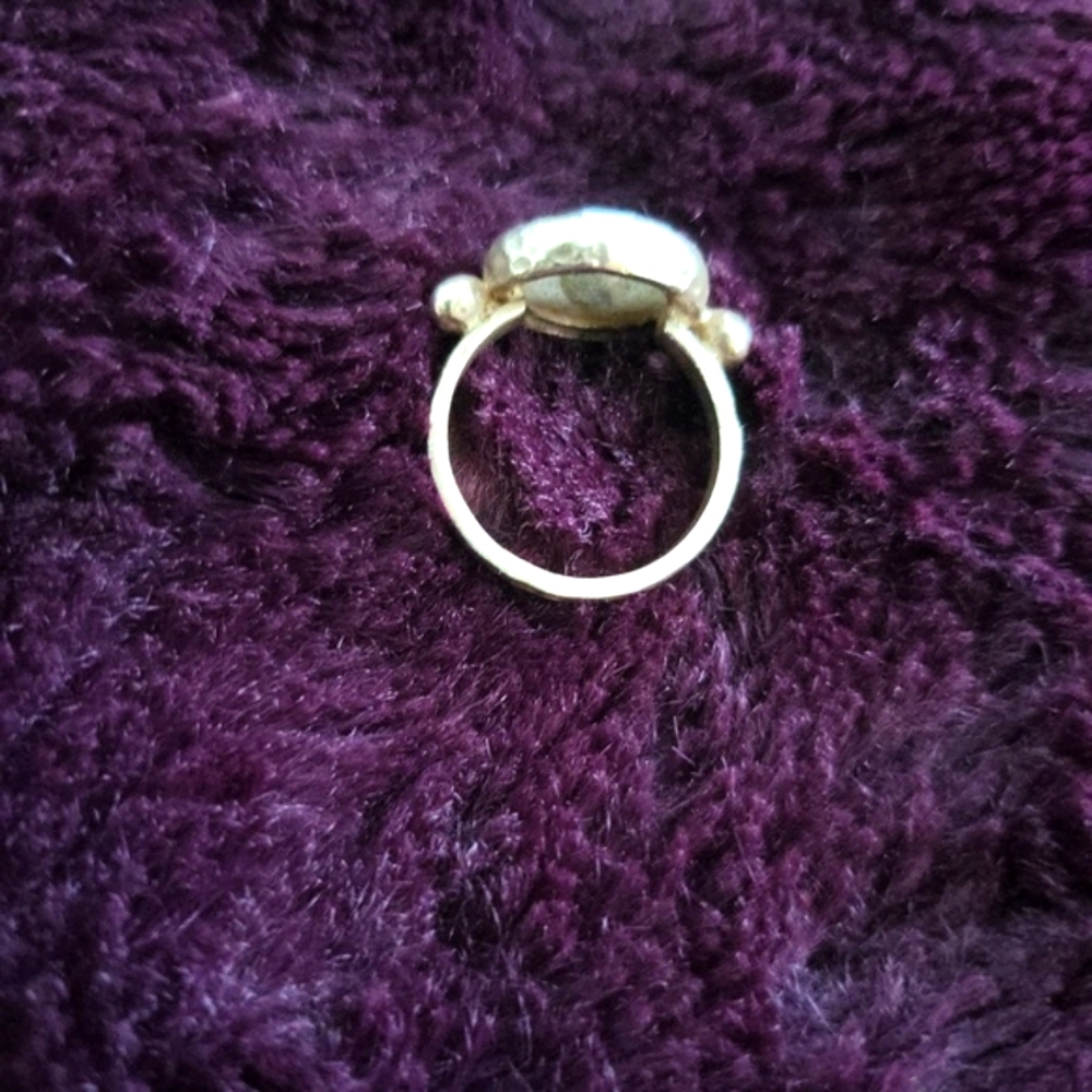 Labrodite Ring - Picture 5 of 8